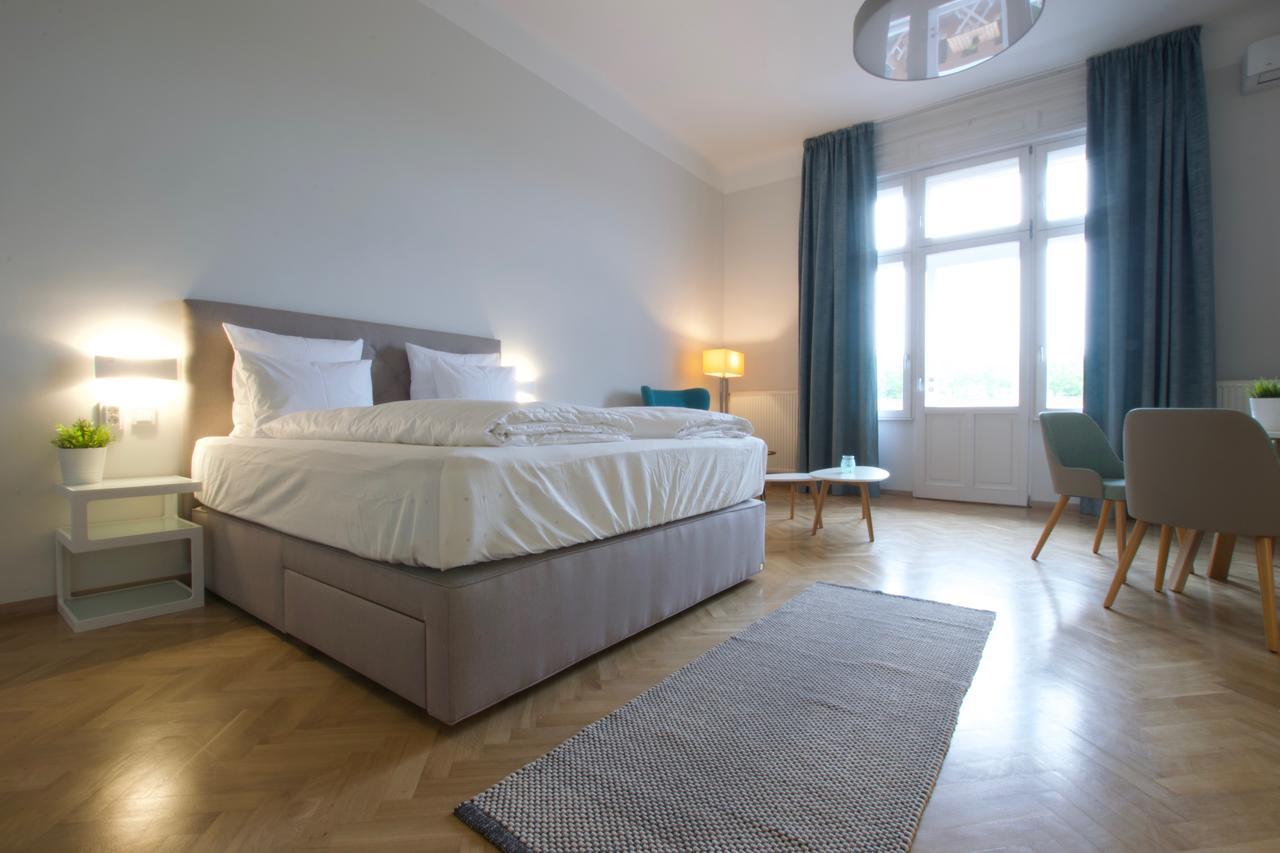Europest Luxury Suites Budapest Exterior photo