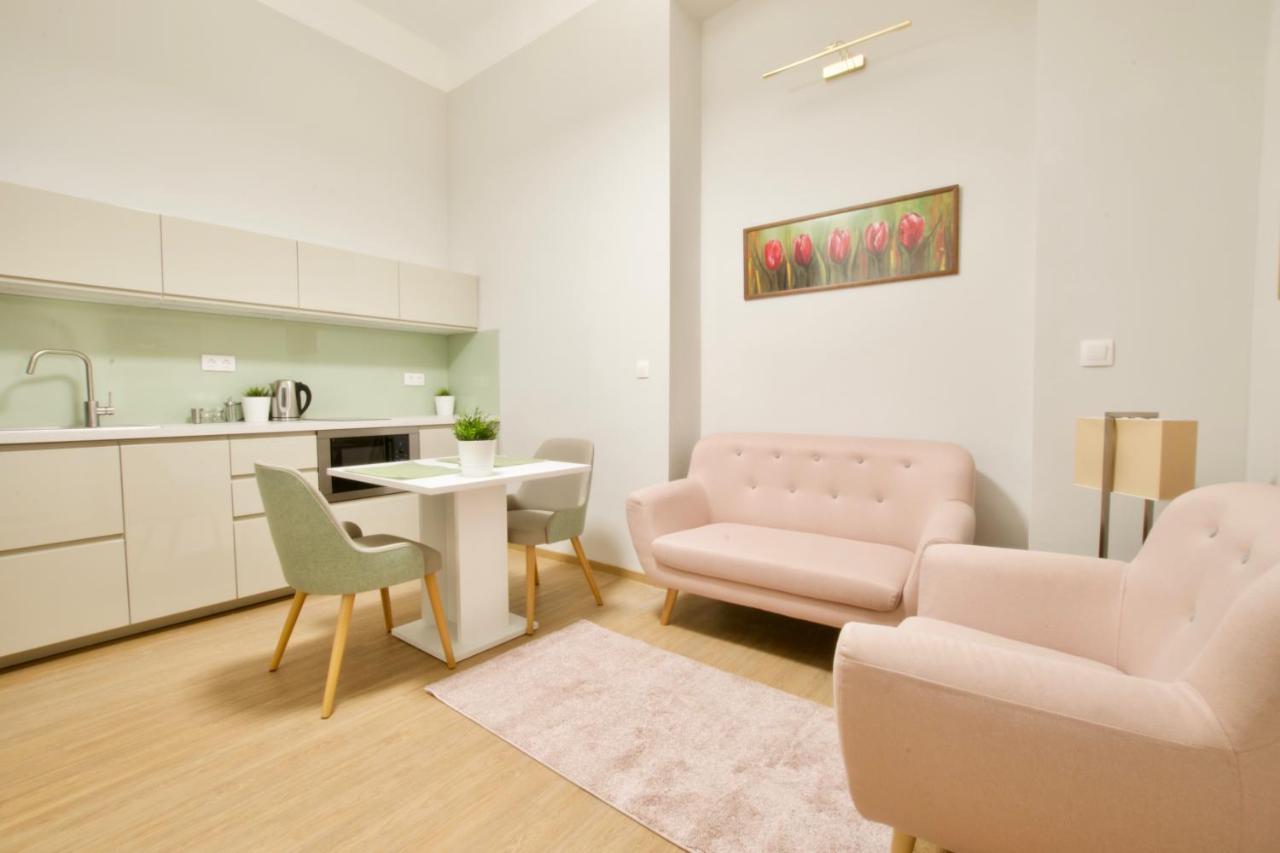 Europest Luxury Suites Budapest Exterior photo